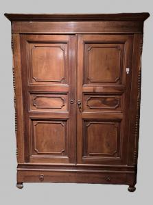 WALNUT WOOD WARDROBE 19th Century